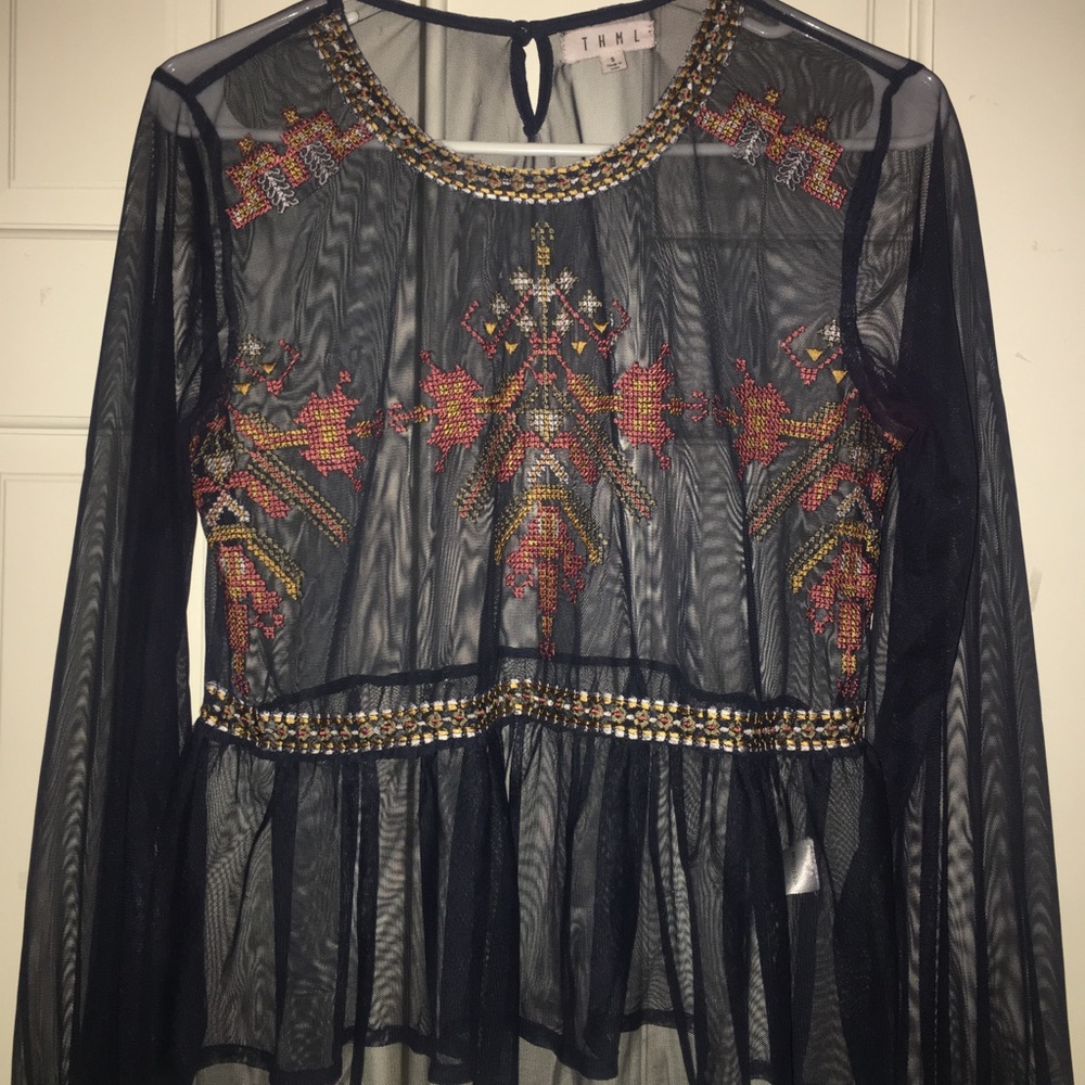 Navy blue Aztec transport 3/4 sleeve house THML size small nylon boho